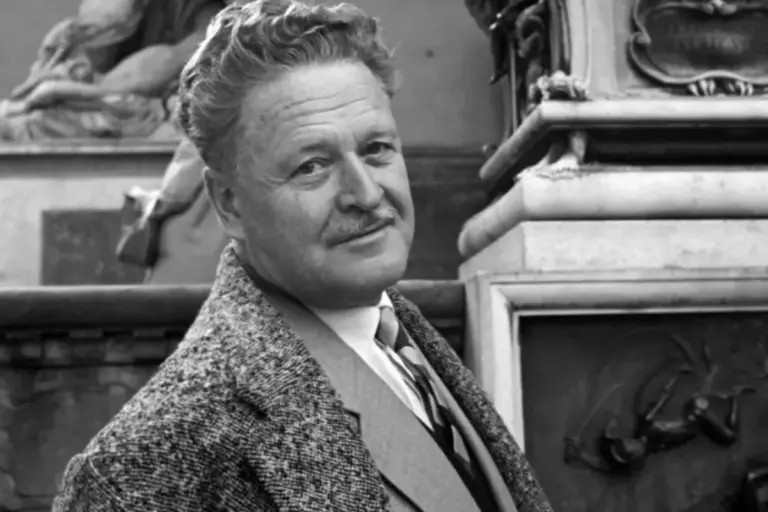 Nazım Hikmet kimdir? Hayatı, eserleri, hapis ve sürgün yılları